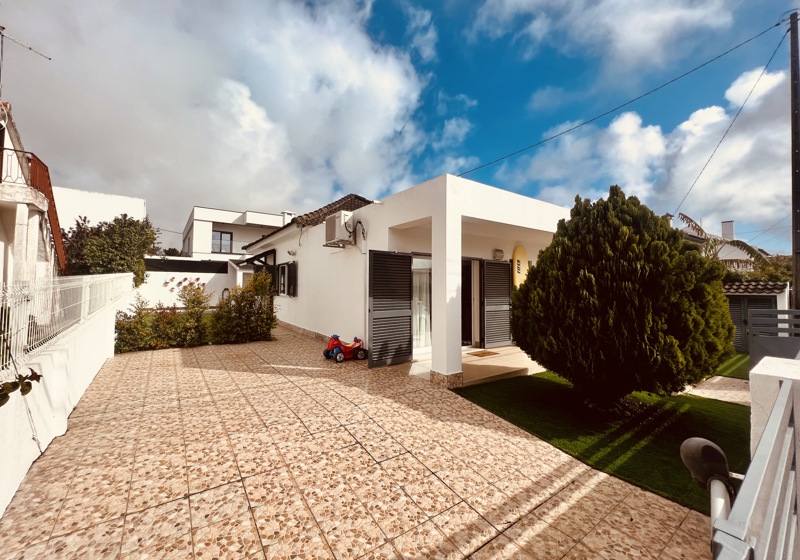 home swap in Aroeira, Portugal