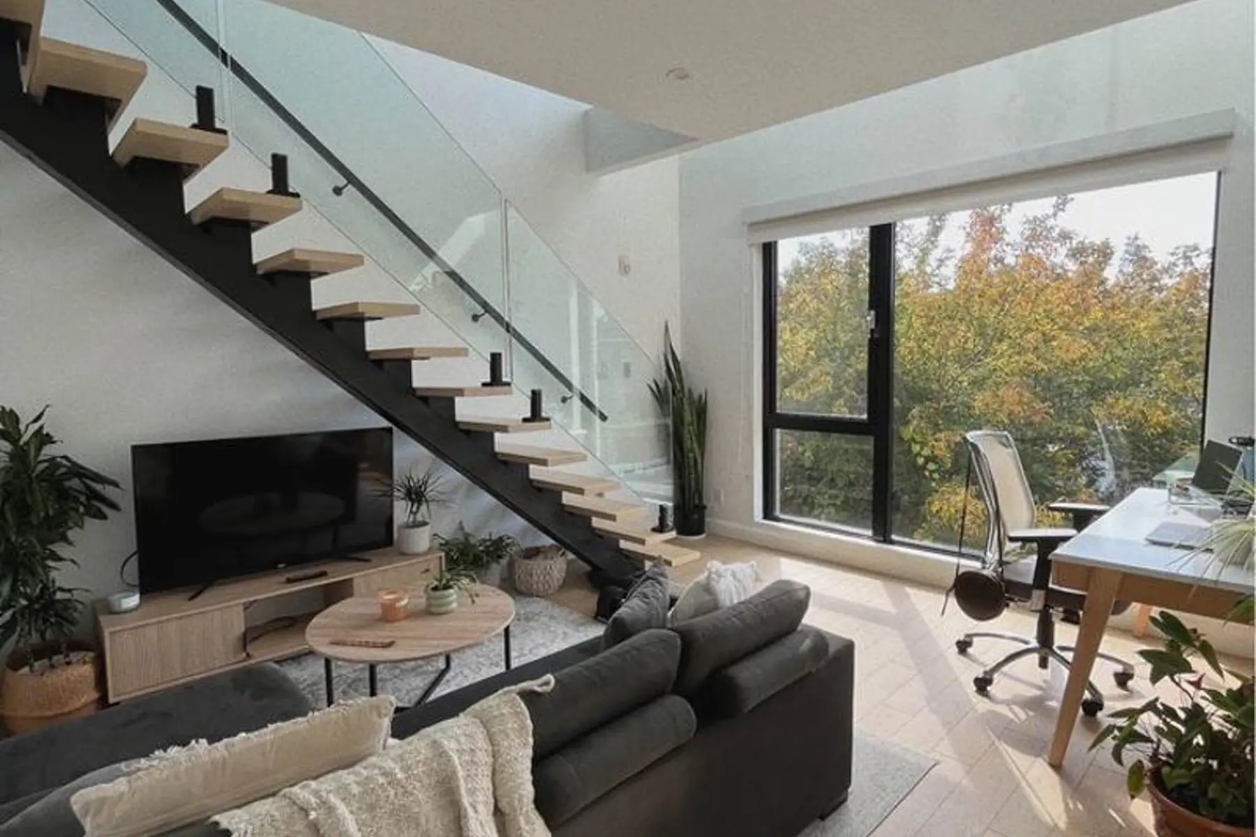 home description - home in Montreal
