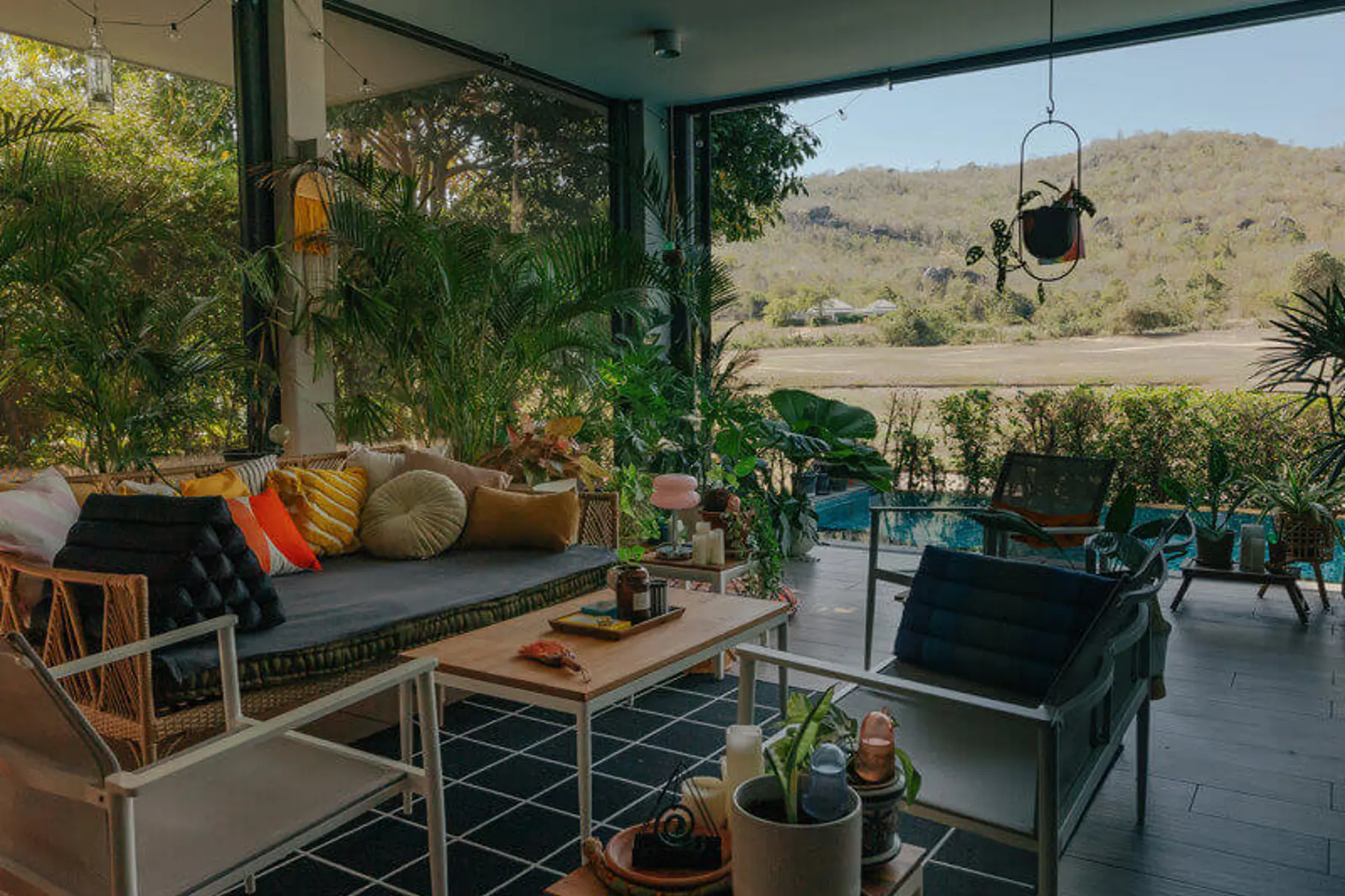 home swapping digital nomads in hua hin, thailand