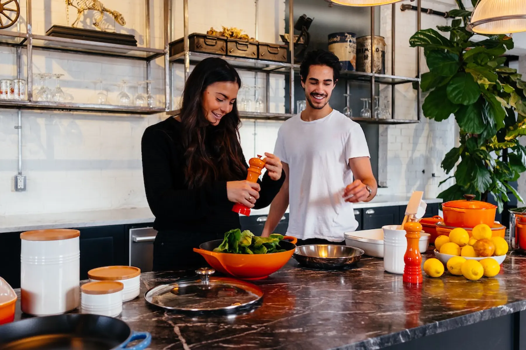swaphouse-convenience-of-home-equiped-kitchen