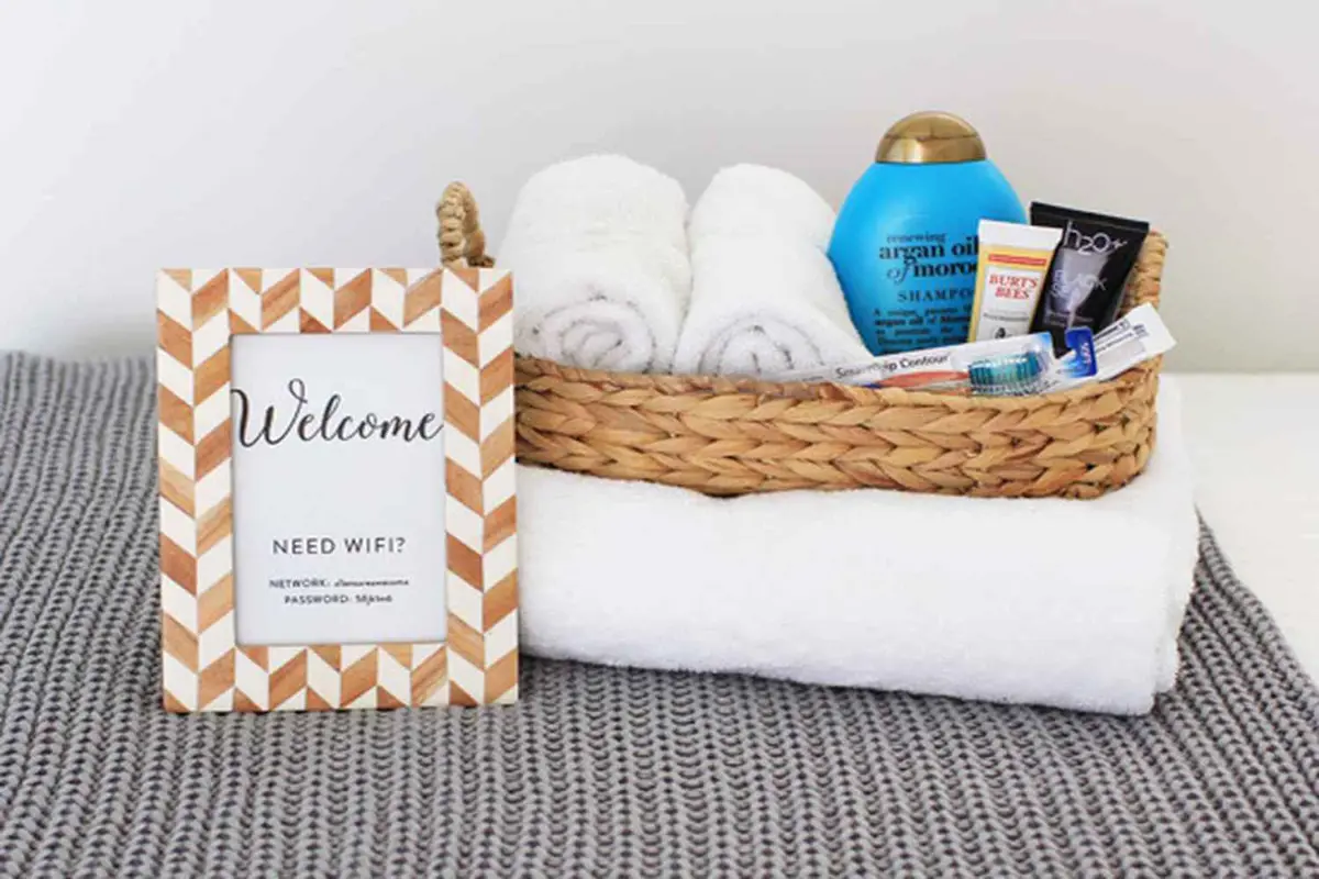swaphouse-thing-you-need-to-prepare-before-guests-arrive