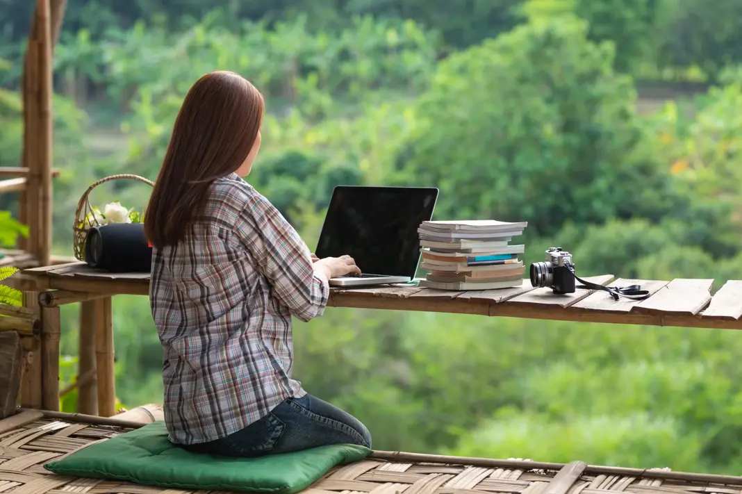 Workation Benefits: Unlocking Productivity and Adventure